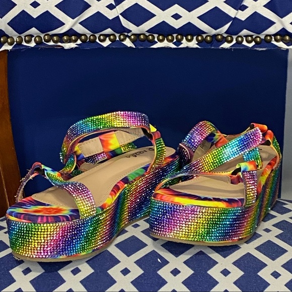 Rainbow tie dye flat platform blinged out rhinestone sandals wedges multi - Picture 3 of 3